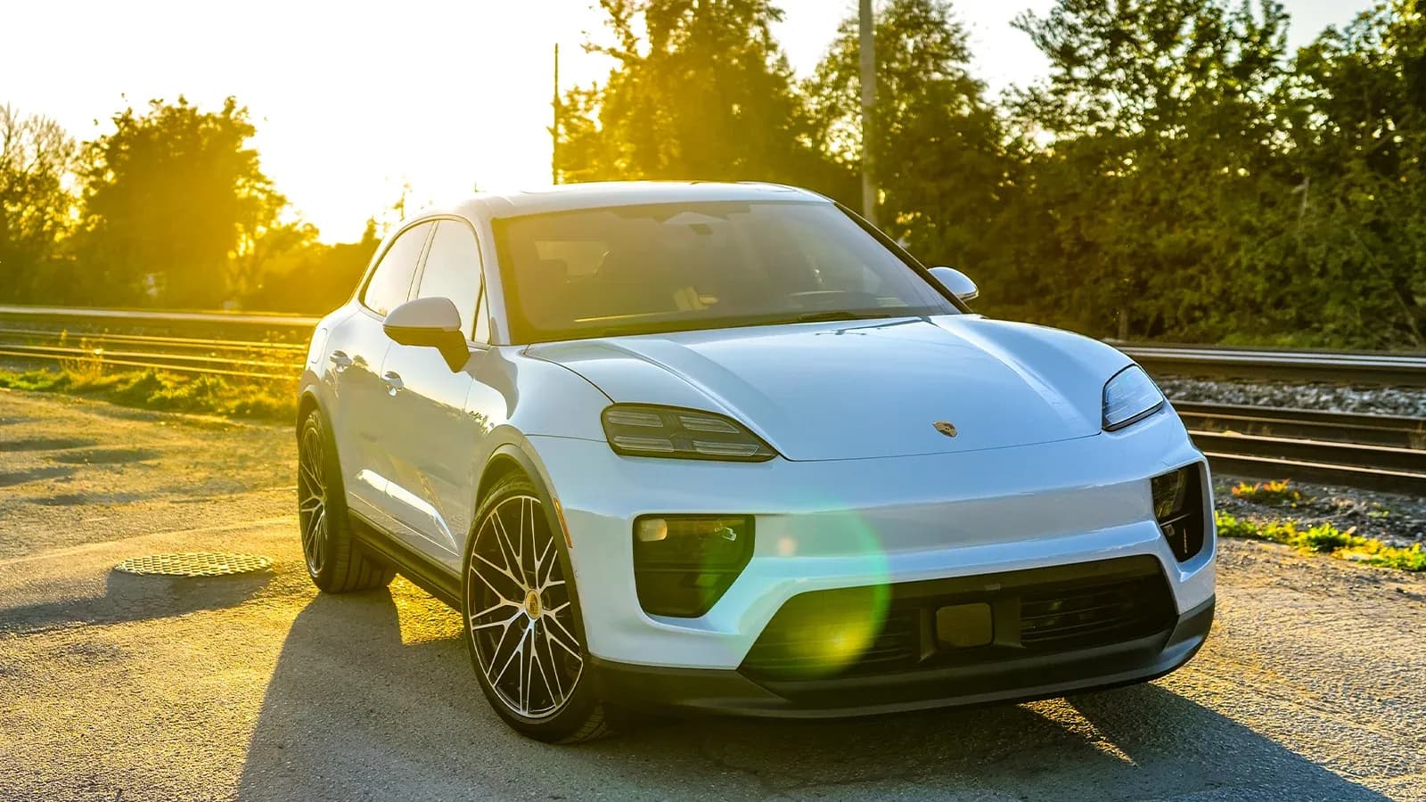 Porsche Macan EV
