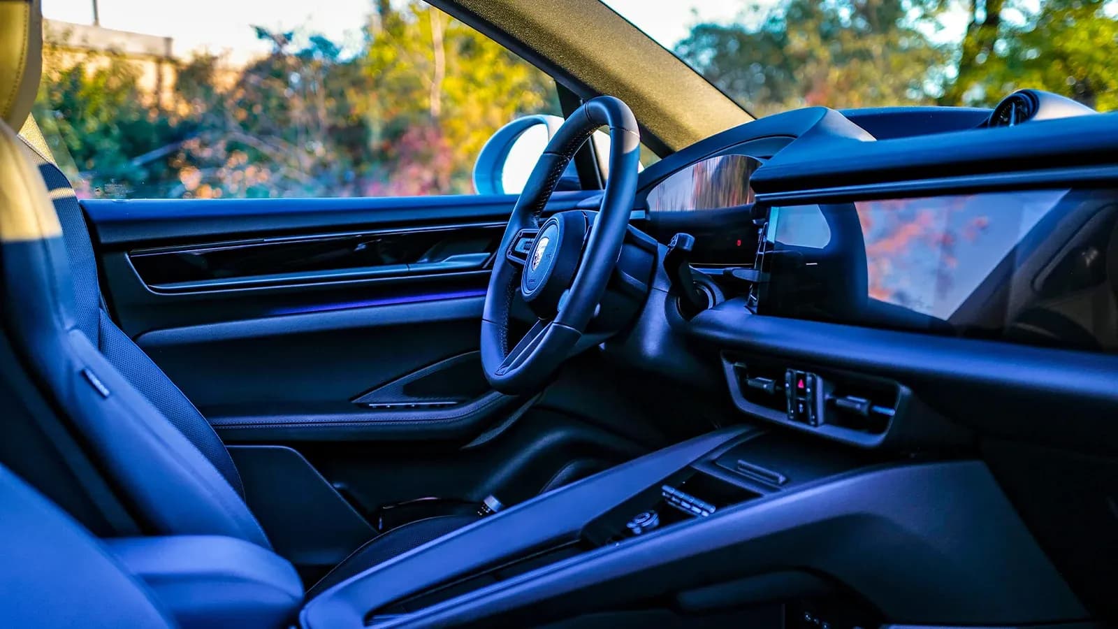 front interior of Porsche Macan EV 