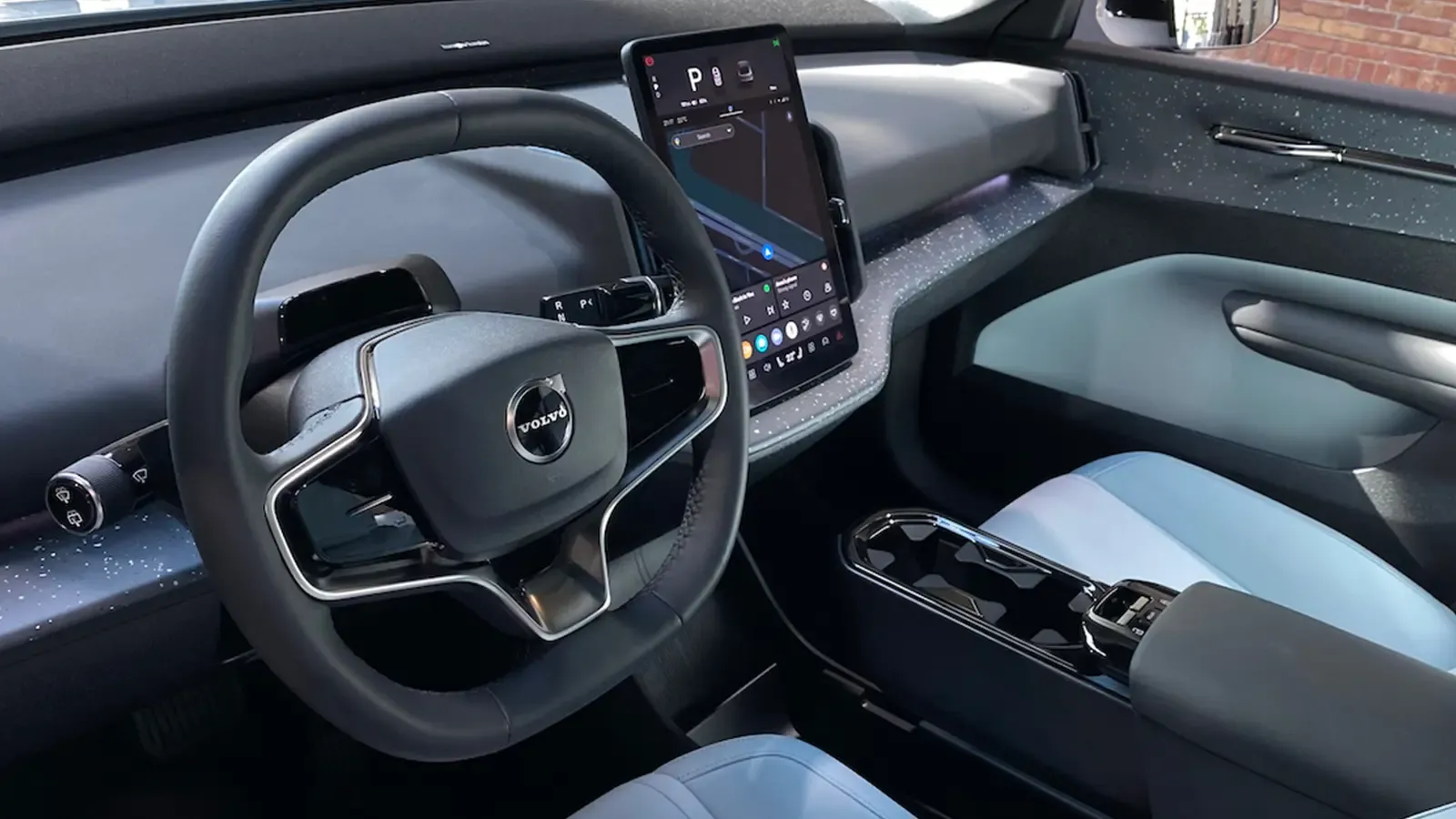2025 Volvo EX30 interior 