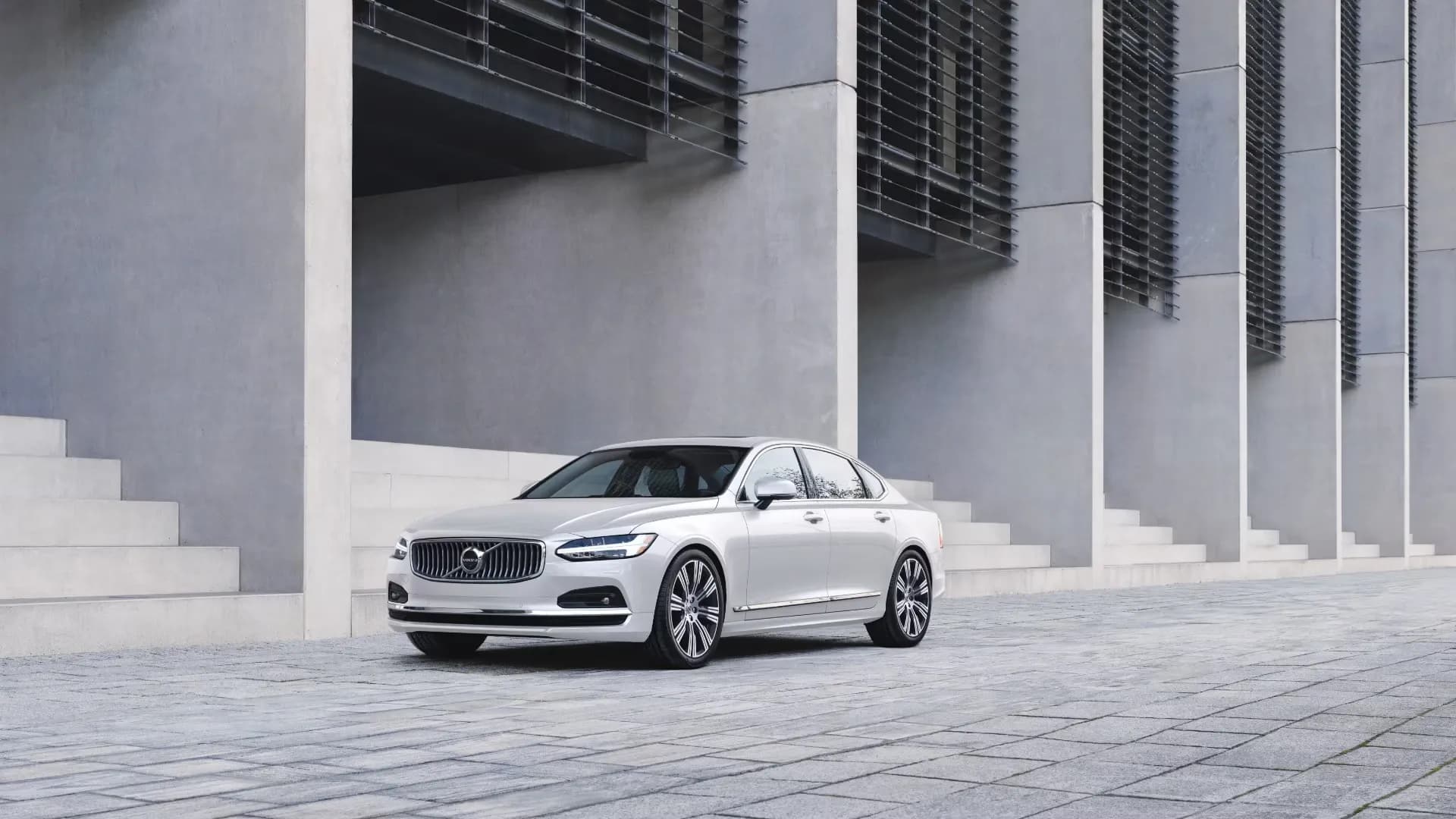 A white 2025 Volvo S90