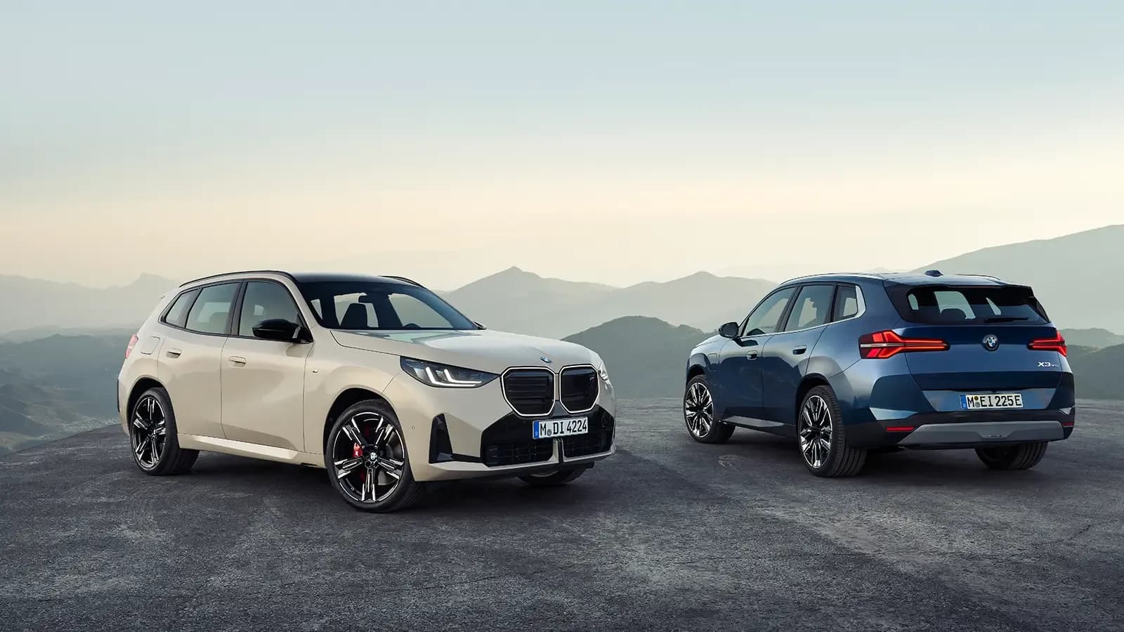 Two 2025 BMW X3