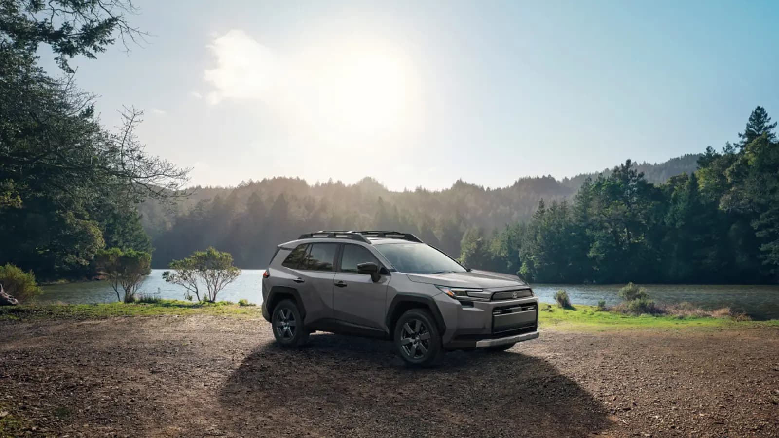 Electric cars might dominate headlines, but hybrid vehicles are quietly gaining momentum, combining affordability, simplicity, and impressive fuel efficiency.