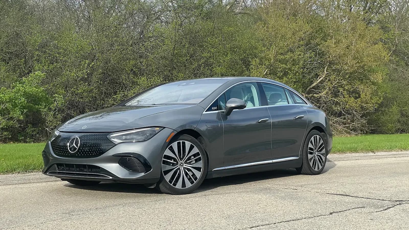 A black 2025 Mercedes-Benz EQE 500