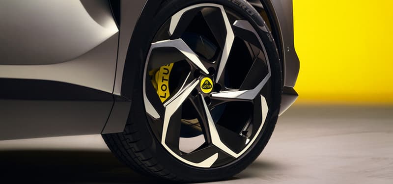 Lotus Eletre wheel details