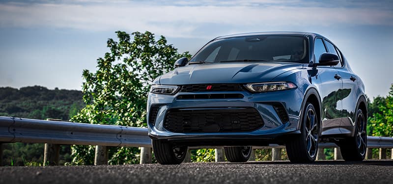 2023 Dodge Hornet R/T Plug-In Hybrid Front Profile