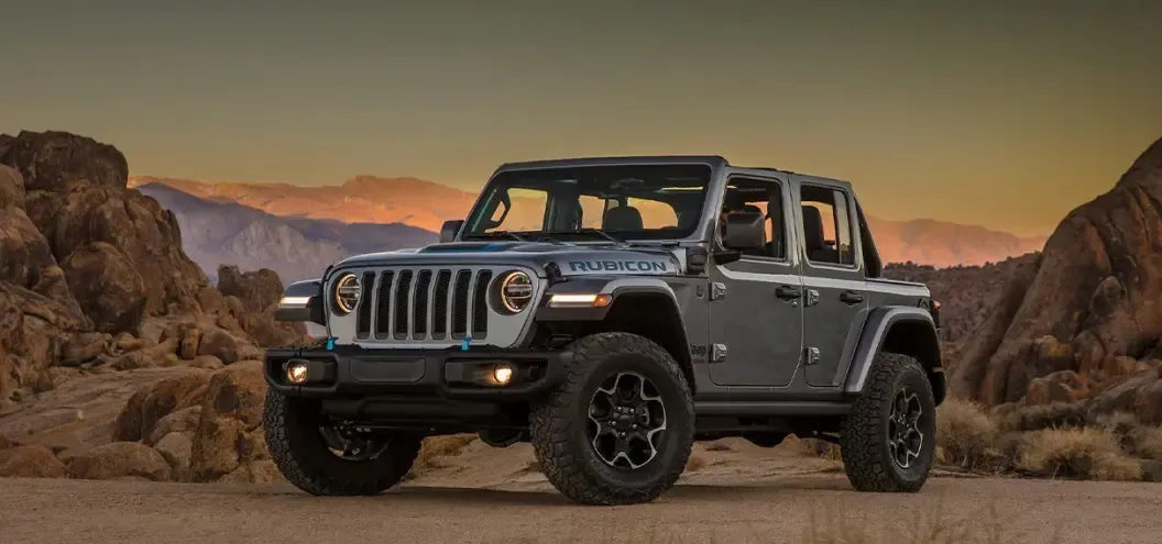 wrangler 4xe in the desert