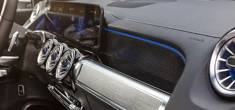 2023 Mercedes-Benz EQB Console with Stereo