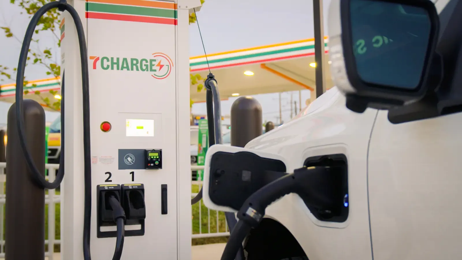 711 charging station