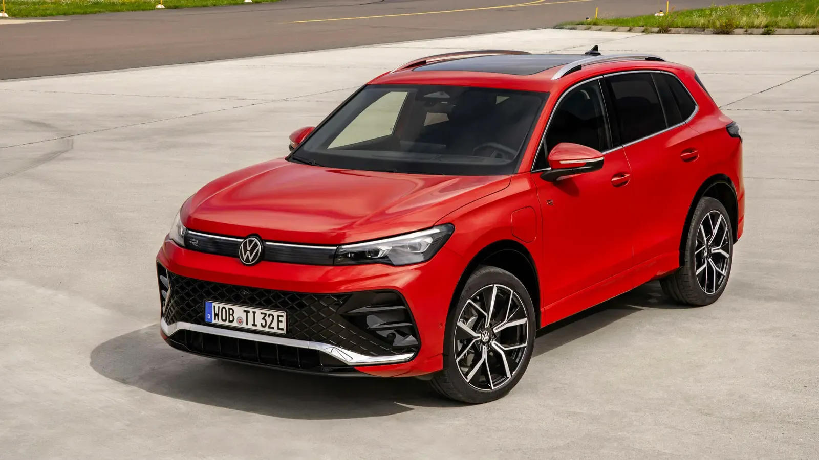 Red VW tiguan exterior front view