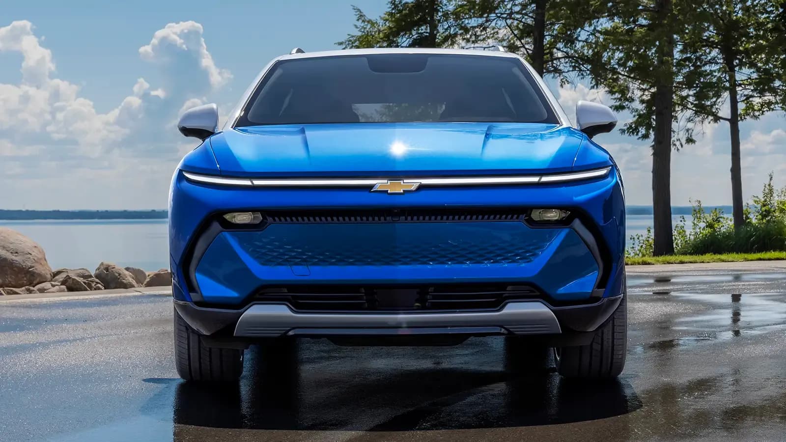 Chevrolet Equinox EV front exterior view