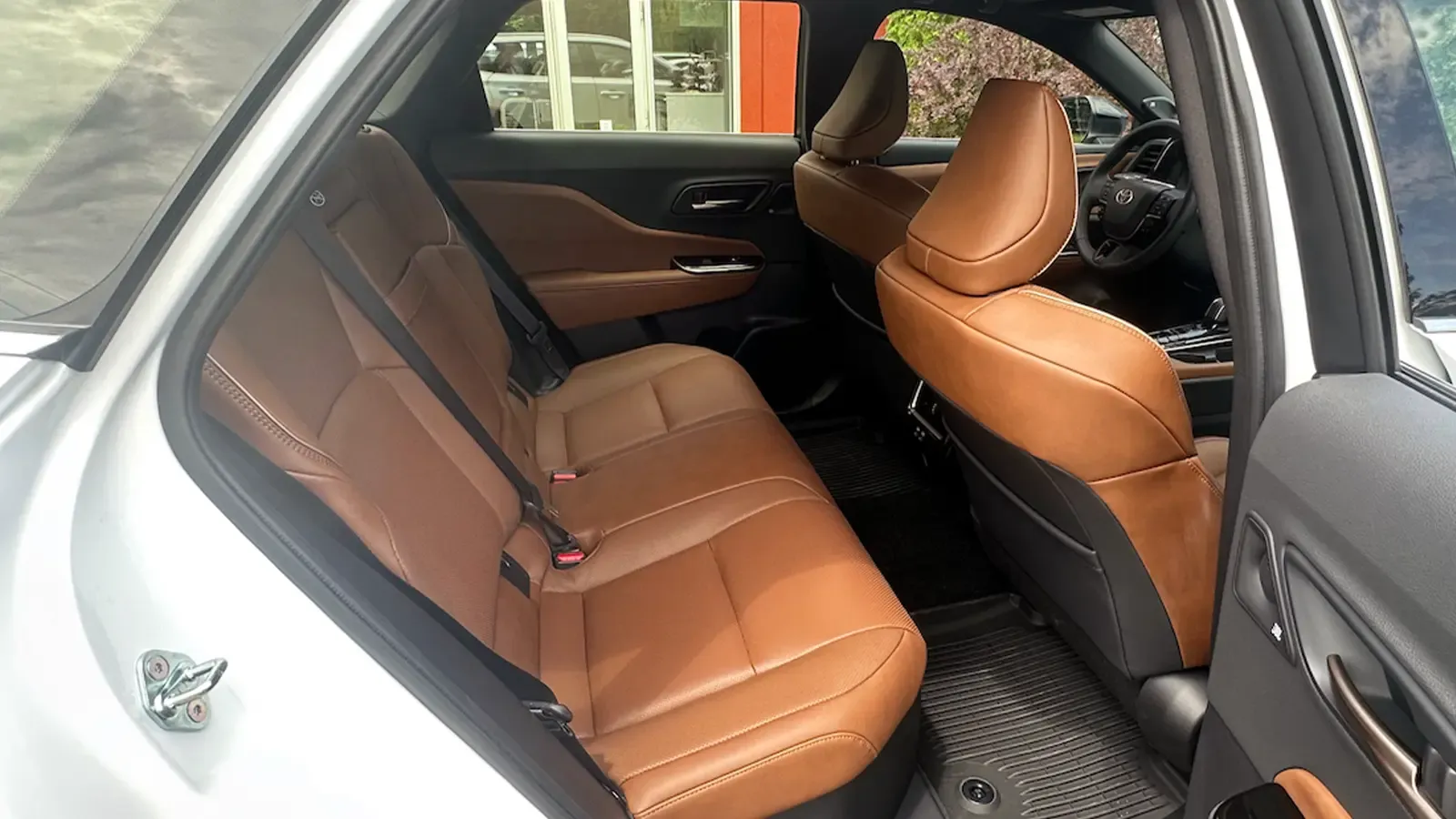 crown signia hybrid back seat