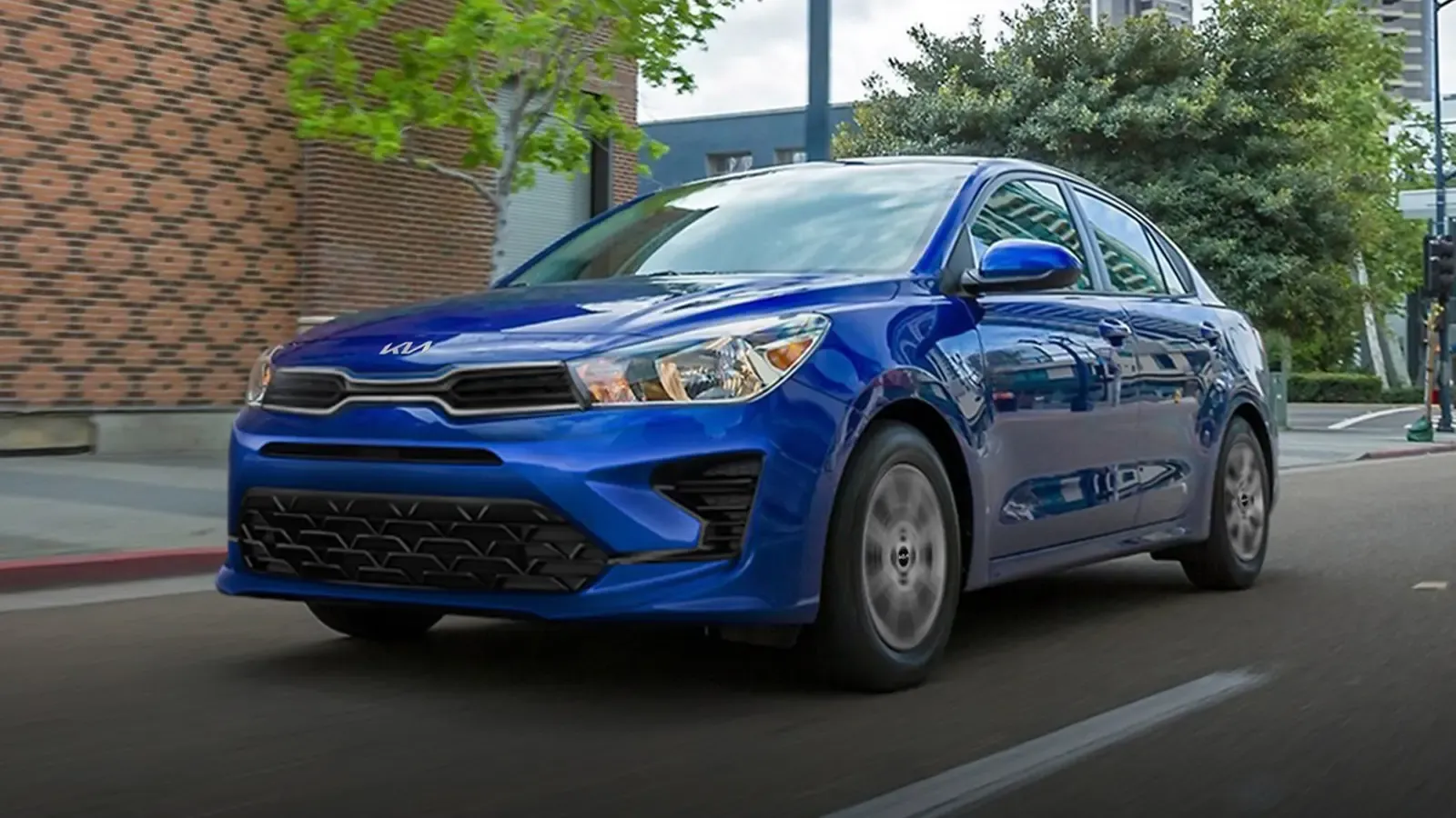 Kia Rio parked in city