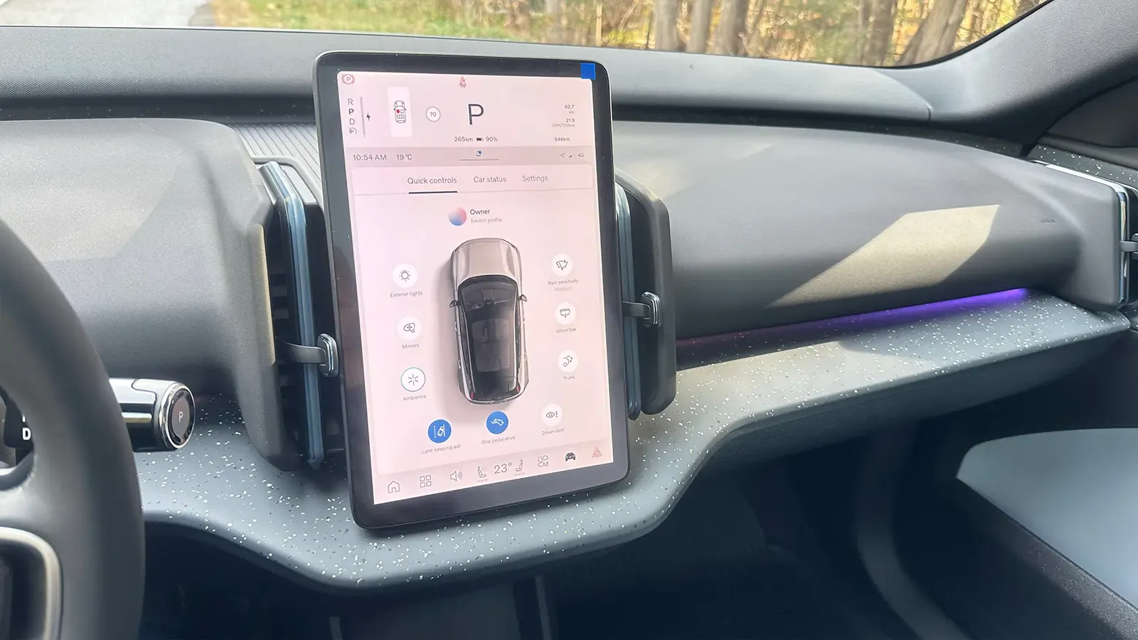 close up of Volvo EX30 front display technology