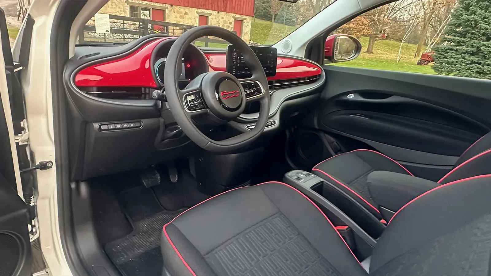 front interior of Fiat 500e
