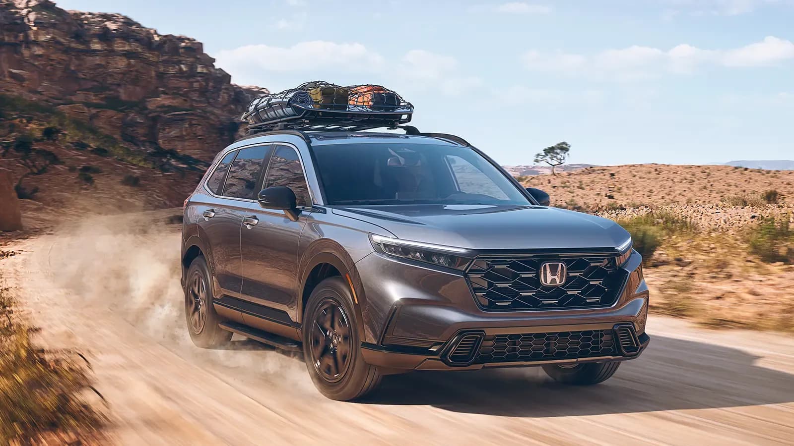 Honda CR-V Hybrid driving in the desert