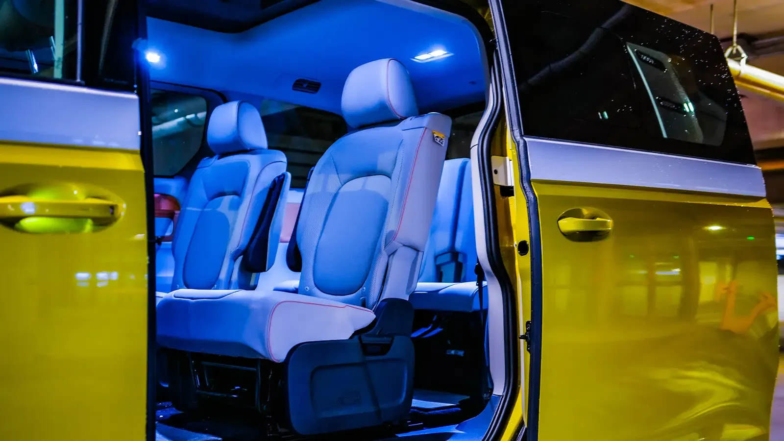 VW ID. Buzz back interior