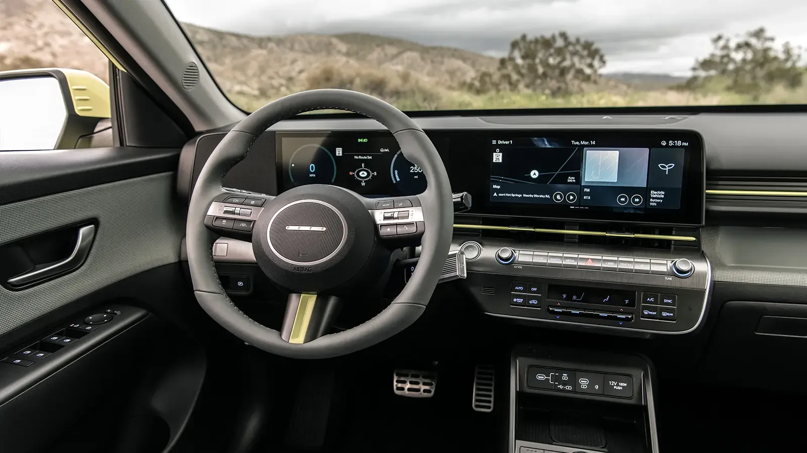 A 2025 Hyundai Kona Drivers side
