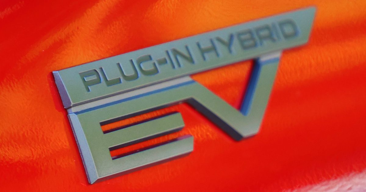 Should Plug-In Hybrids Have Smaller Gas Tanks? | GreenCars